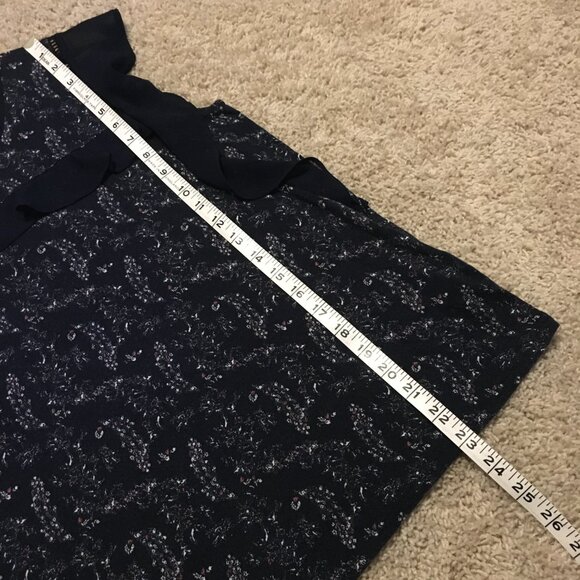 Itty Bitty Floral Cluster Chiffon Ruffled Sleeveless Blouse - Picture 14 of 14